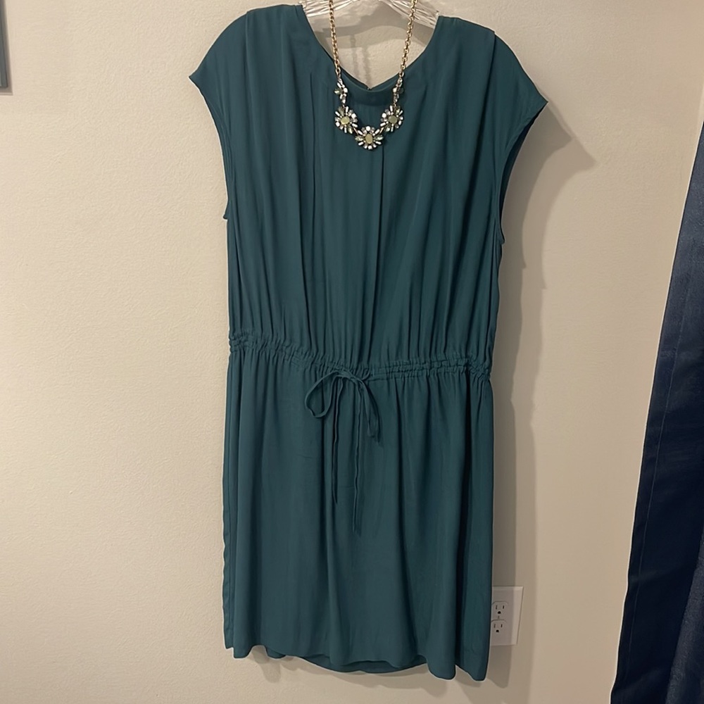 Loft Dress - Picture 3 of 5